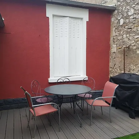בית נופש Maisonette Cosy Citadines טור
